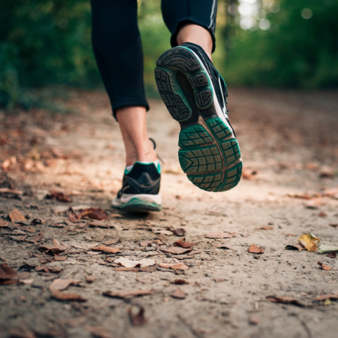 Laufschuhe und Textilien